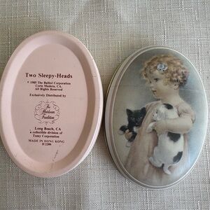 Vintage 1985 Two Sleepy-Heads Cat Kitten Trinket Box Heirloom Coquette